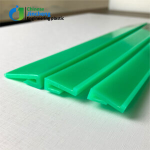 Fine wear-resistant polyethylene pad strip