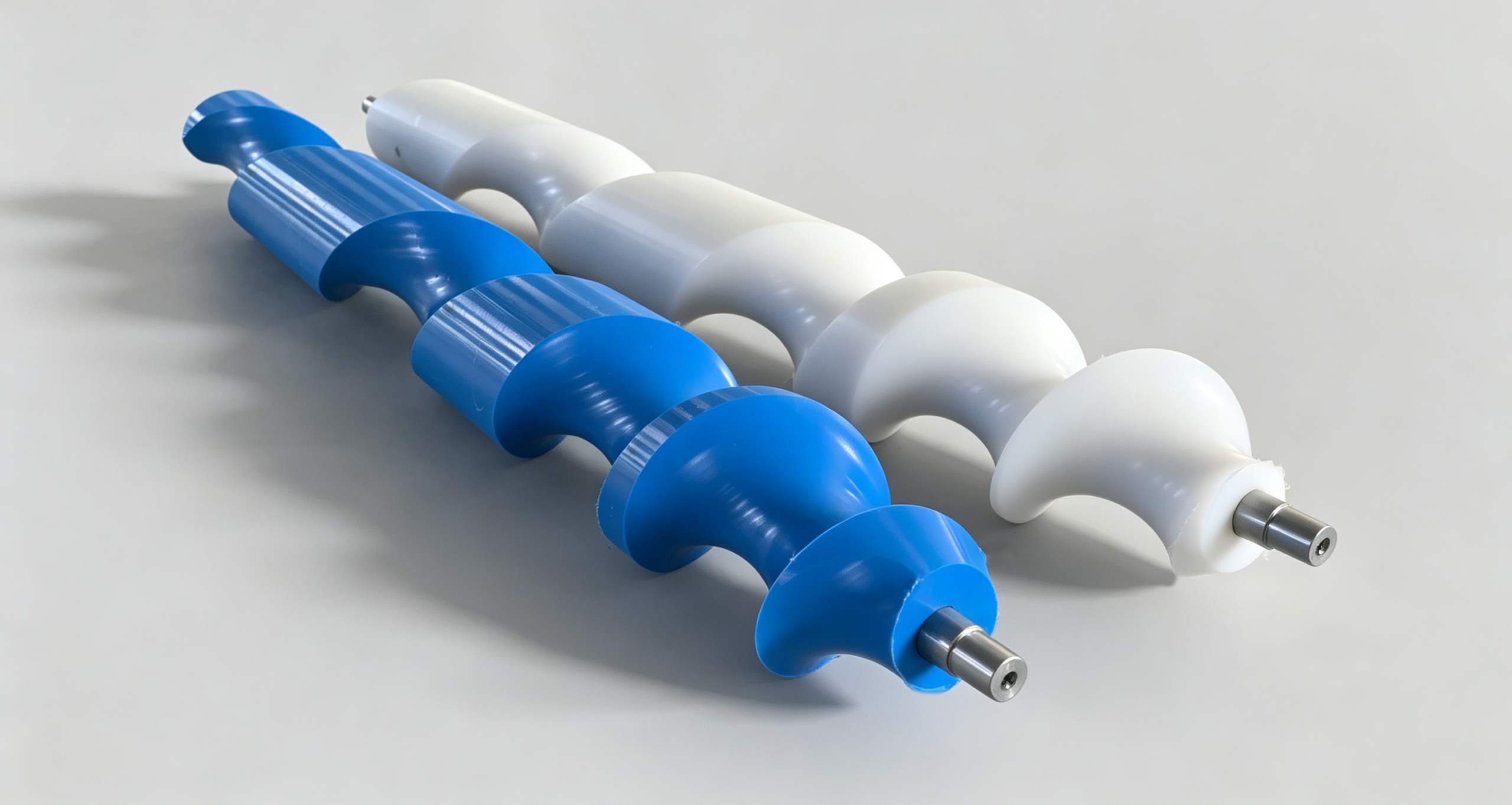 Plastic conveyor timing screw
